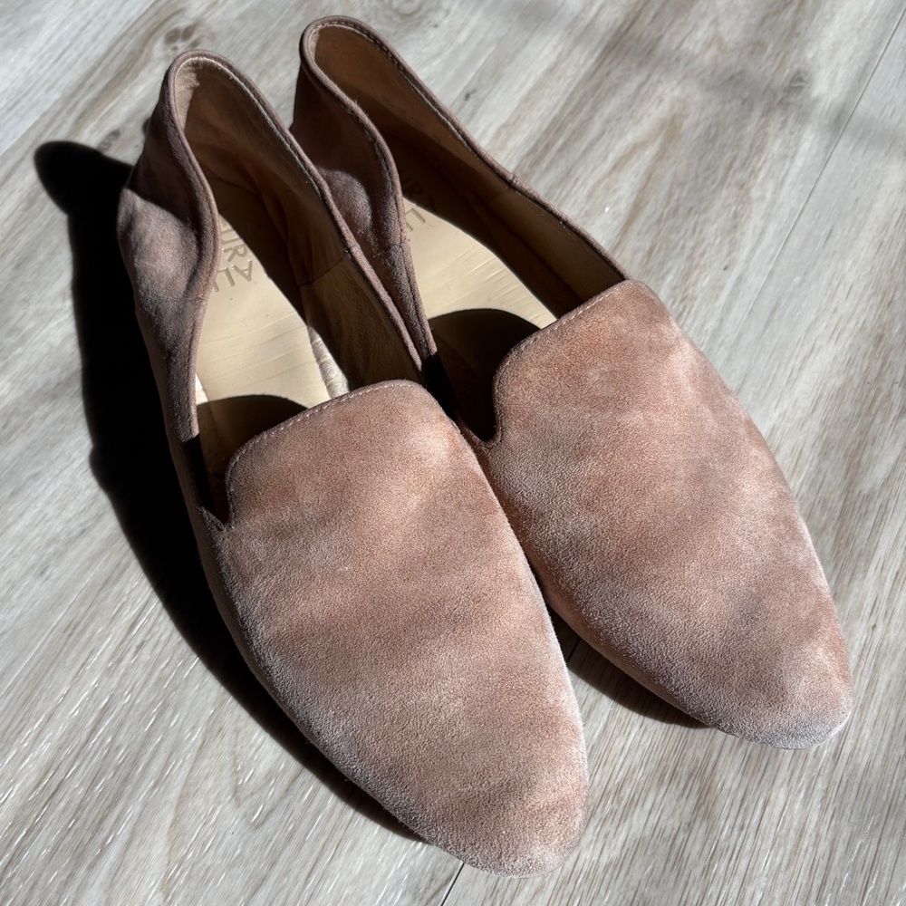 Naturalizer Creme Women Loafer Size: 11M